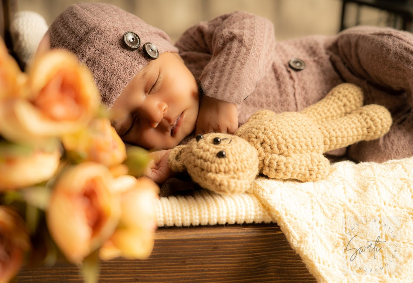 Newborn photography by Swati Bhatia, Delhi NCR studio